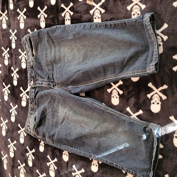 Creative Looks denim capri jeans - Picture 3 of 5